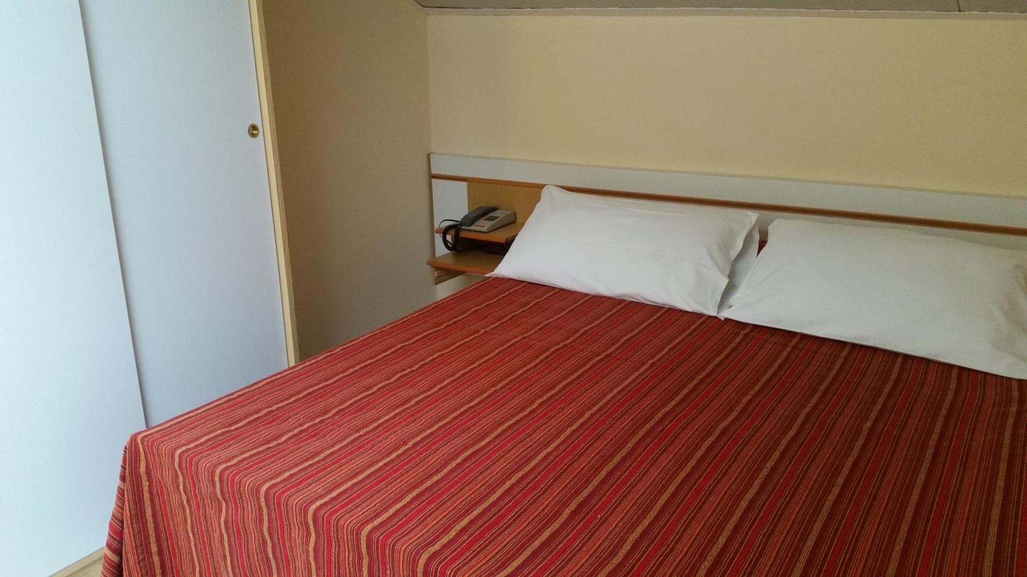 Hotel Tosi Riccione Bagian luar foto