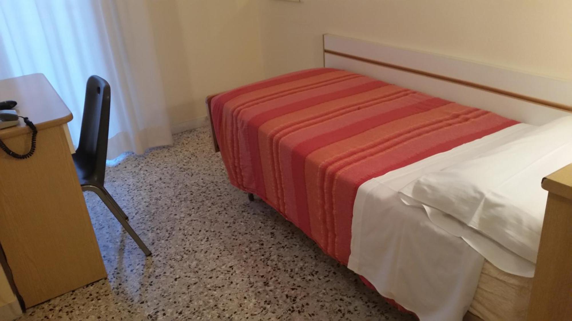 Hotel Tosi Riccione Bagian luar foto
